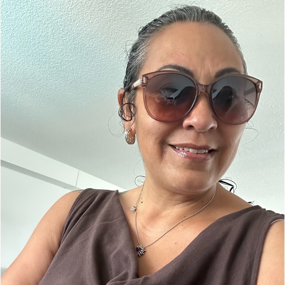 Meet your Posher, Kimberly